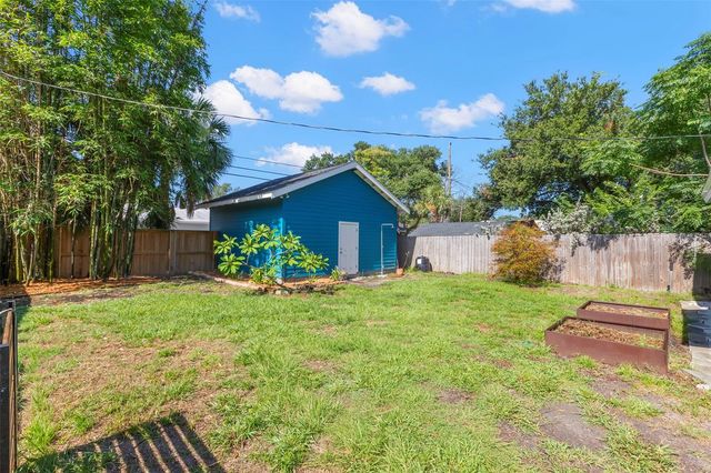 2700 2ND AVENUE N, St Petersburg, FL 33713