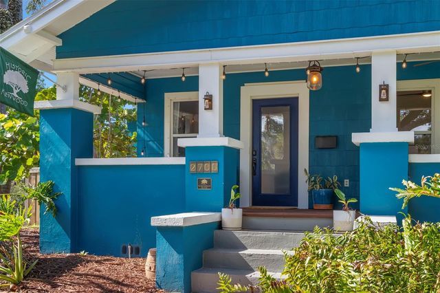 2700 2ND AVENUE N, St Petersburg, FL 33713