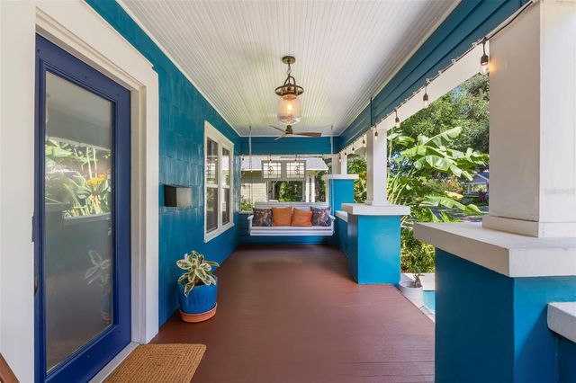 2700 2ND AVENUE N, St Petersburg, FL 33713