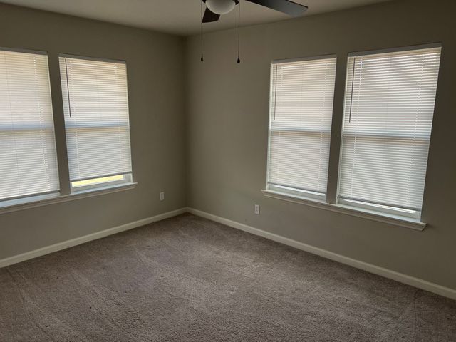 500 W Parkway Street 2, Denton, TX 76201