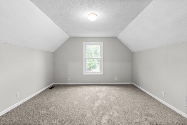 1901 Roan Dr, Clarksville, TN 37042
