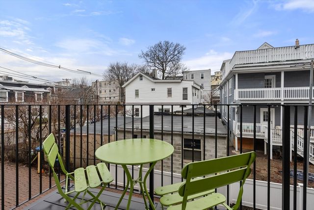 593 Somerville Ave 1, Somerville, MA 02143