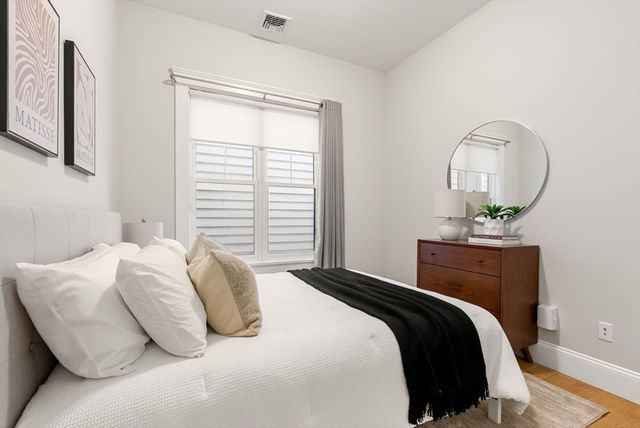 593 Somerville Ave 1, Somerville, MA 02143