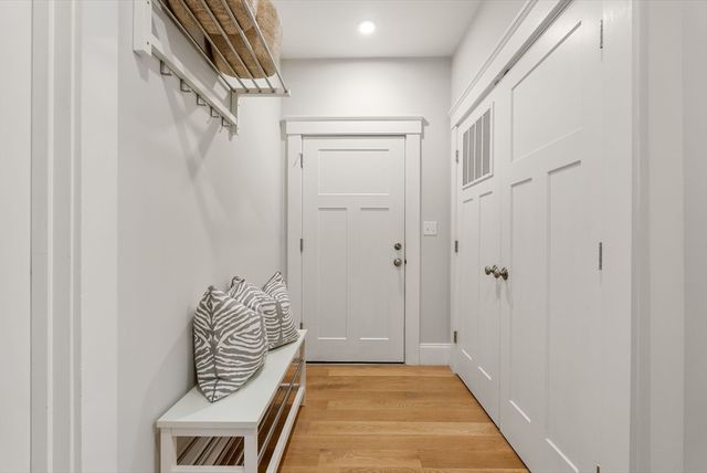 593 Somerville Ave 1, Somerville, MA 02143