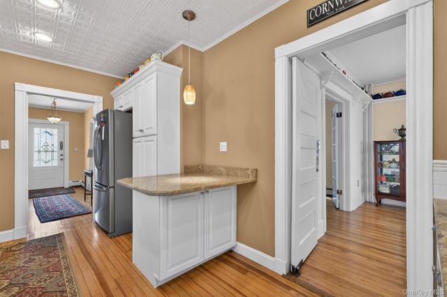 8 Broadway, Cornwall, NY 12518