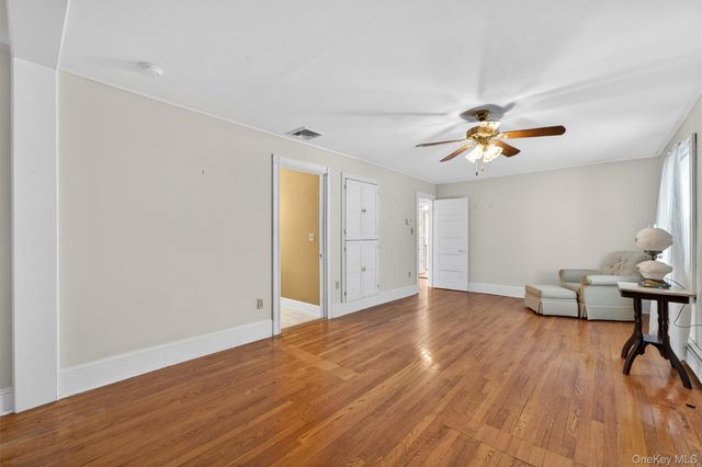 8 Broadway, Cornwall, NY 12518