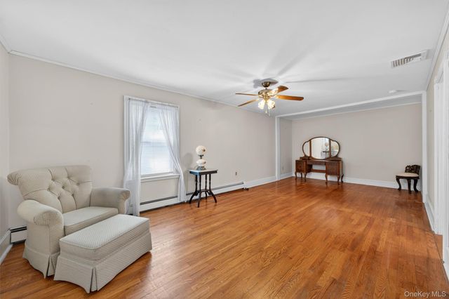 8 Broadway, Cornwall, NY 12518
