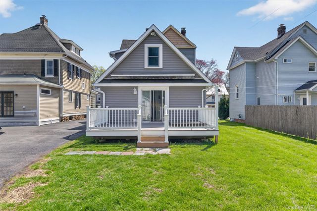 8 Broadway, Cornwall, NY 12518