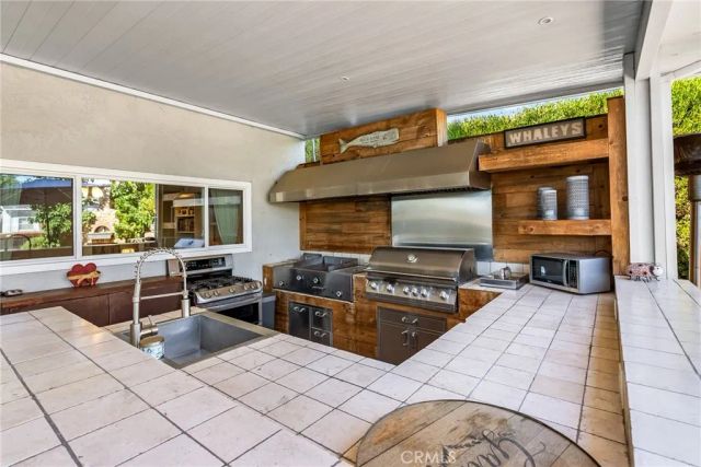 1710 Coolcrest Avenue, Upland, CA 91784