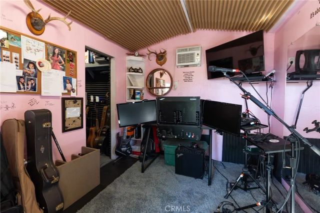 1710 Coolcrest Avenue, Upland, CA 91784