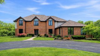 5212 Briarcrest Lane, Long Grove, IL 60047