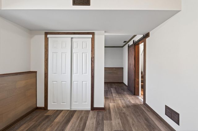 1275 10th Avenue SE, Cambridge, MN 55008