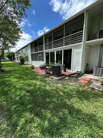 2 Tilford A 2, Deerfield Beach, FL 33442