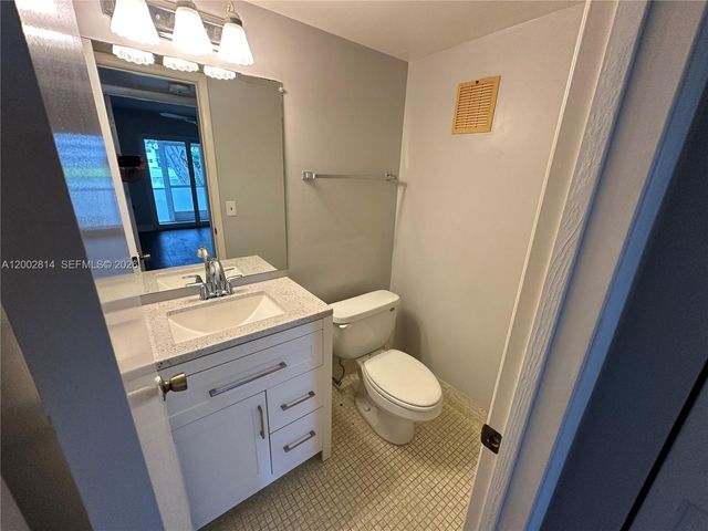 2 Tilford A 2, Deerfield Beach, FL 33442