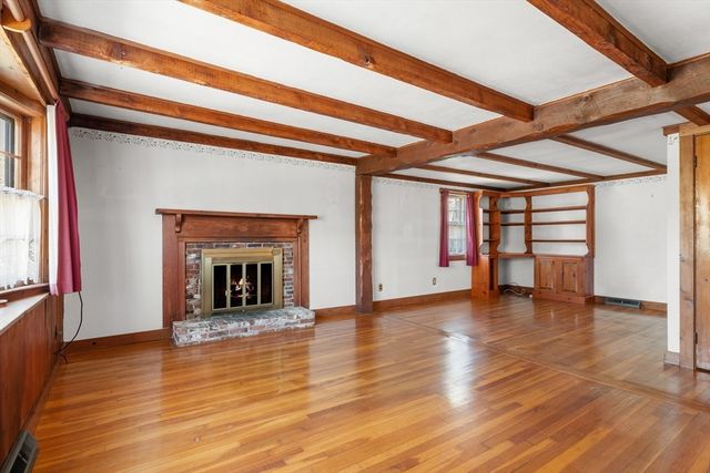 21 Prospect Street, West Newbury, MA 01985
