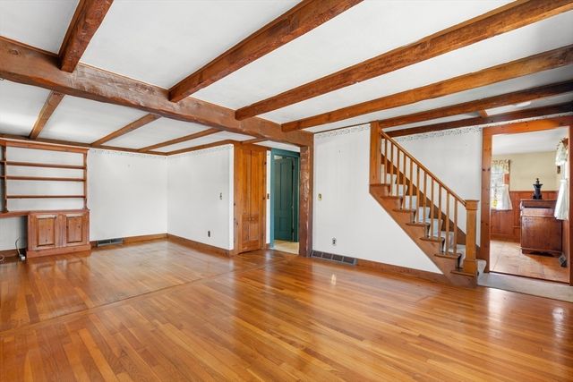 21 Prospect Street, West Newbury, MA 01985