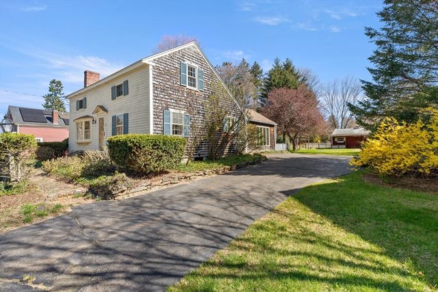 21 Prospect Street, West Newbury, MA 01985