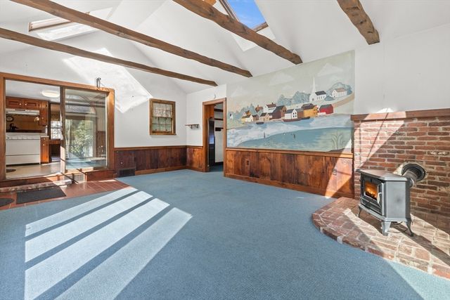 21 Prospect Street, West Newbury, MA 01985