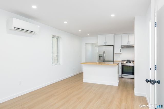 28 Townsend Street, New Haven, CT 06511