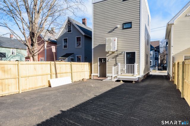 28 Townsend Street, New Haven, CT 06511