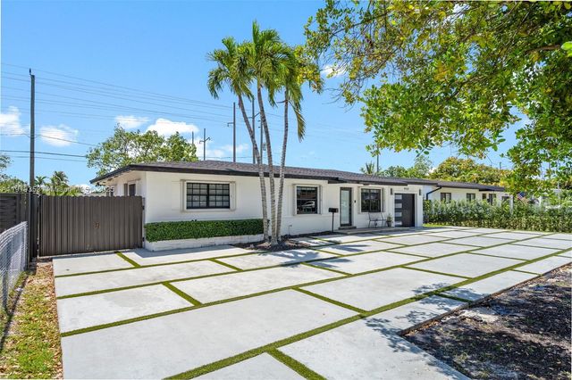 9920 SW 35th Ter, Miami, FL 33165