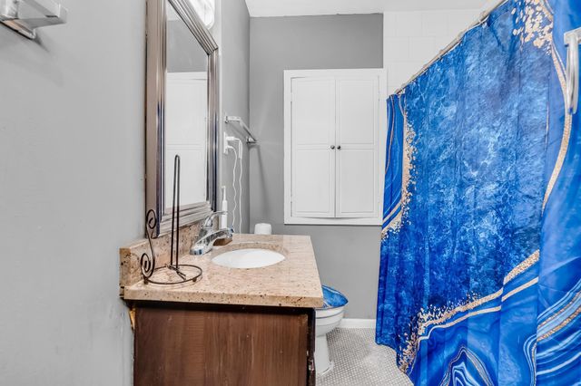 1803 Bush Avenue E, Saint Paul, MN 55119