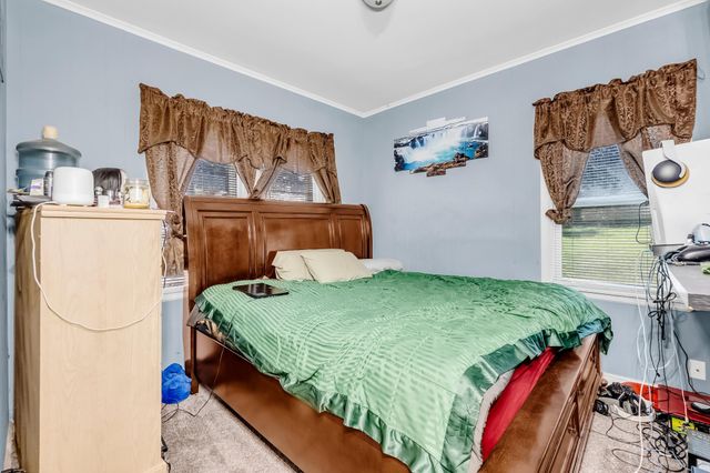 1803 Bush Avenue E, Saint Paul, MN 55119