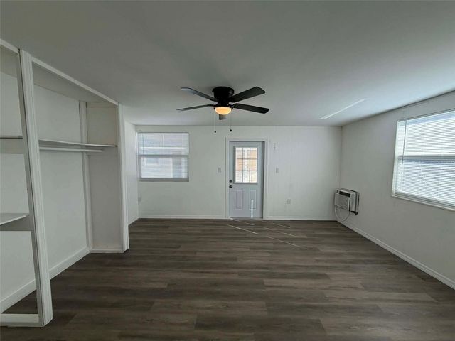 4711 10TH AVENUE S, St Petersburg, FL 33711