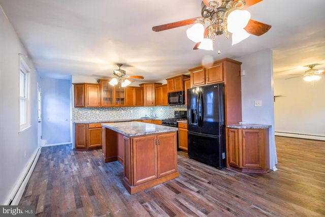 1310 EAST AVE, Roslyn, PA 19001