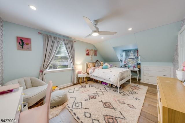 7 Meadow Rd, Chatham Boro, NJ 07928