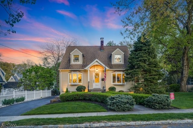 7 Meadow Rd, Chatham Boro, NJ 07928