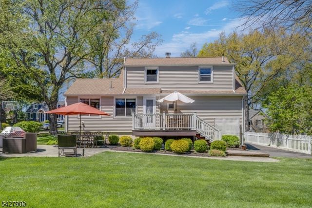 7 Meadow Rd, Chatham Boro, NJ 07928