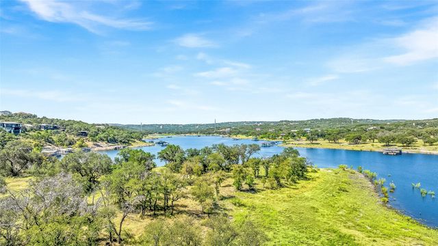 19813 Lakehurst LOOP, Spicewood, TX 78669