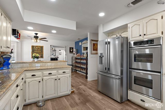 108 NORTHWOOD STREET, Henrietta, TX 76365