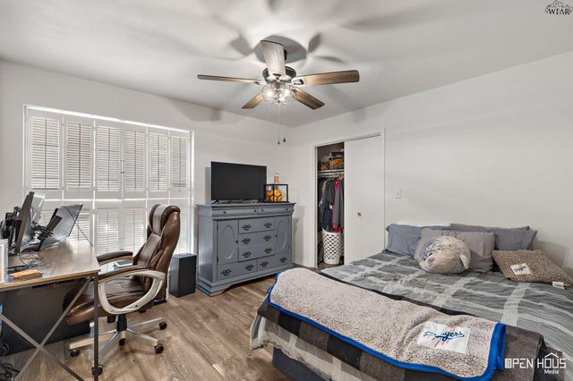 108 NORTHWOOD STREET, Henrietta, TX 76365