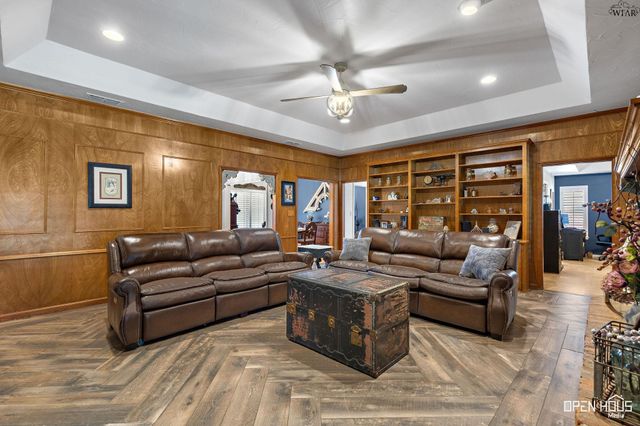 108 NORTHWOOD STREET, Henrietta, TX 76365