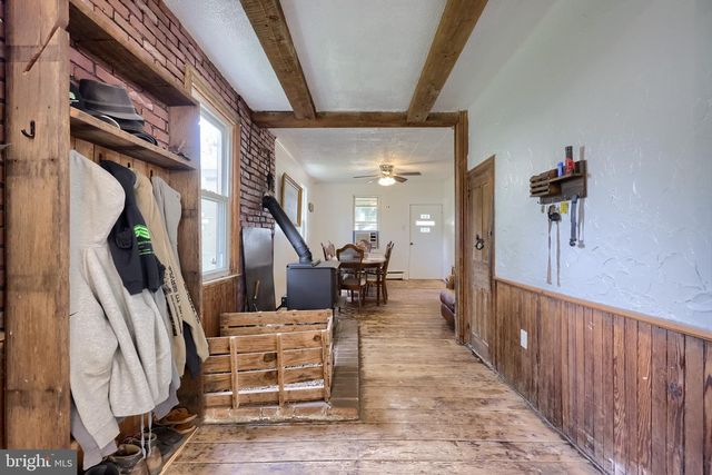 651 LAWN RD, Palmyra, PA 17078