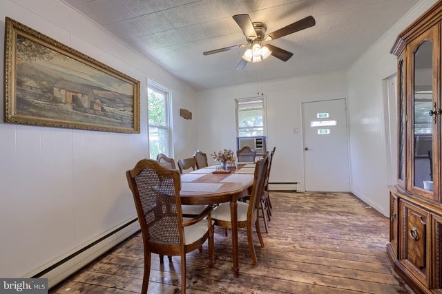 651 LAWN RD, Palmyra, PA 17078