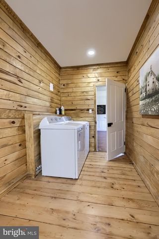 651 LAWN RD, Palmyra, PA 17078