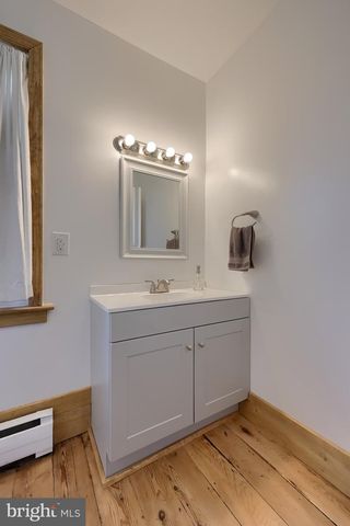 651 LAWN RD, Palmyra, PA 17078