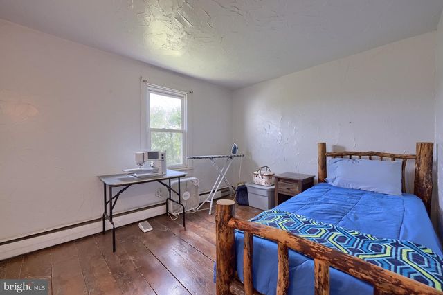 651 LAWN RD, Palmyra, PA 17078