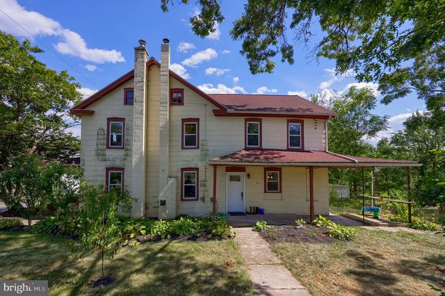 651 LAWN RD, Palmyra, PA 17078