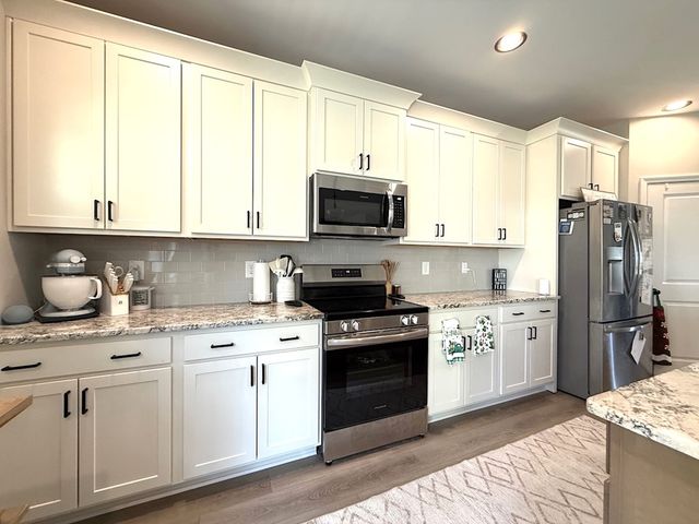 33 Sugar Maple Drive, Fort Mitchell, AL 36856