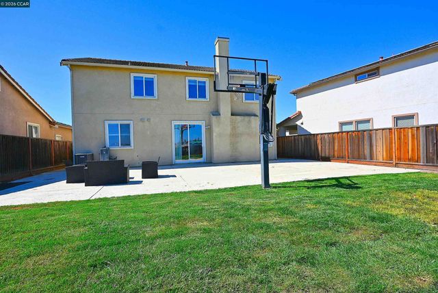 410 Malicoat Ave, Oakley, CA 94561