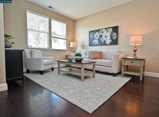 410 Malicoat Ave, Oakley, CA 94561