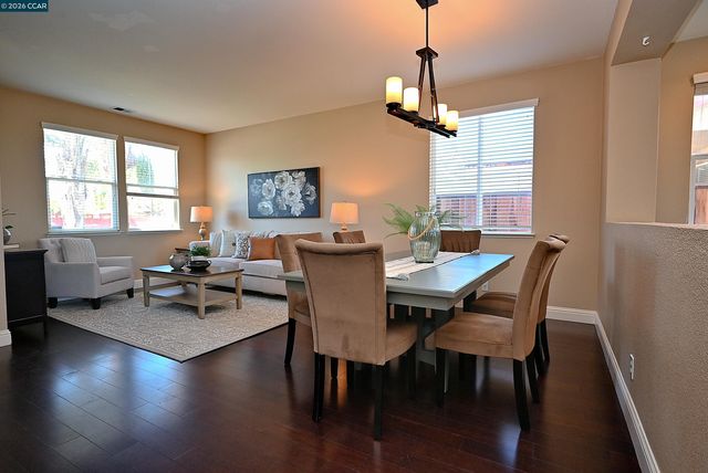 410 Malicoat Ave, Oakley, CA 94561