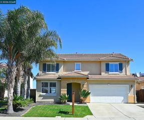 410 Malicoat Ave, Oakley, CA 94561
