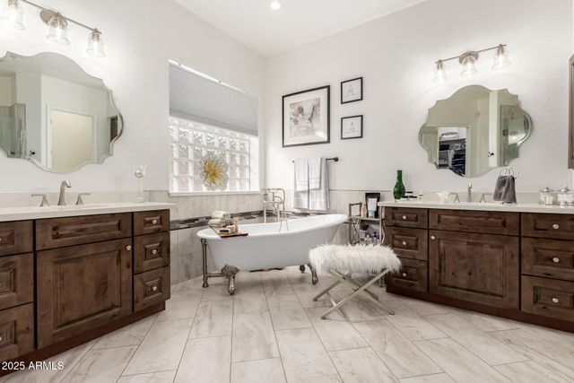 1711 W PRESCOTT Drive, Chandler, AZ 85248