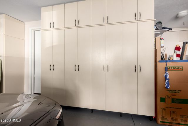 1711 W PRESCOTT Drive, Chandler, AZ 85248