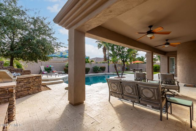 1711 W PRESCOTT Drive, Chandler, AZ 85248